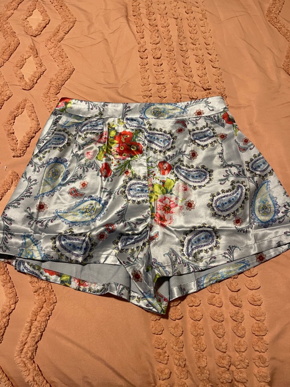 NWT Umgee Satin High-Waist Paisley Shorts
